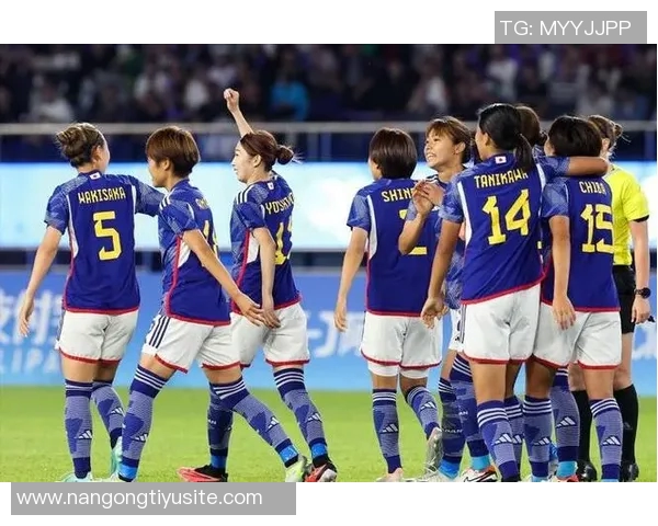 日本女足大胜加拿大谷川萌萌子续约后表现出色传射建功